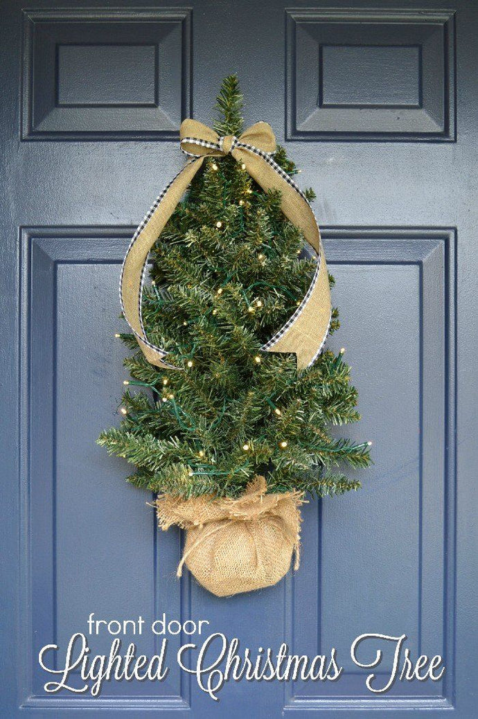 Cute And Simple Ways To Decorate Your Front Door For Christmas