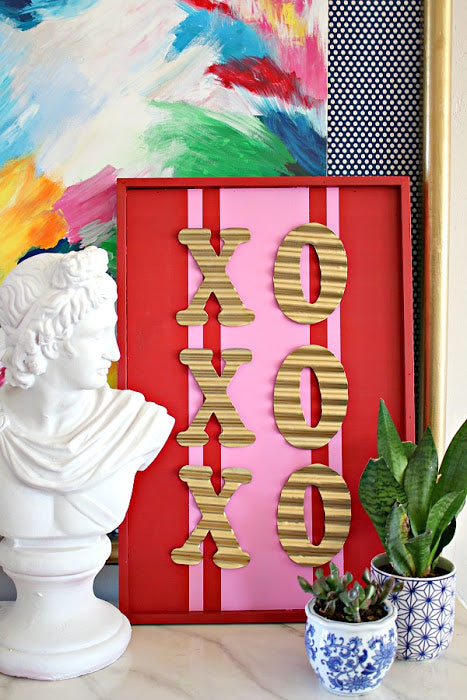 DIY XOXO  PAINTED VALENTINES DAY SIGN